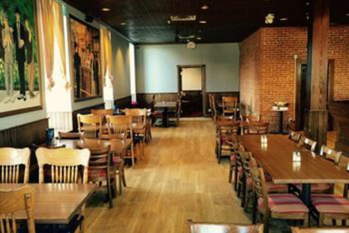Historic Calumet Inn