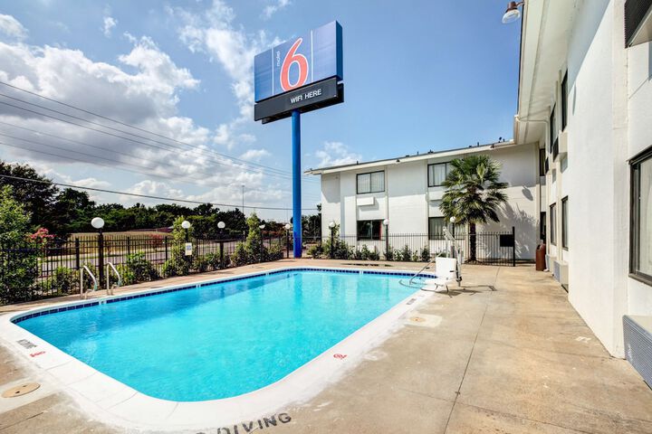 Pool 7 of 34