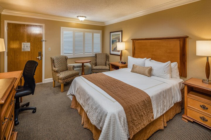 Room 42 of 47