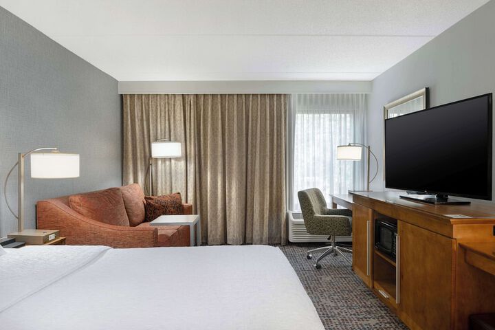 Room 25 of 36