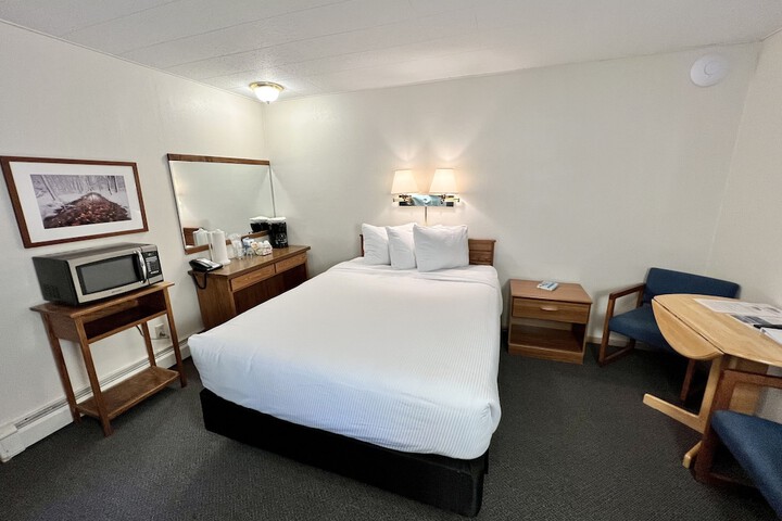 Room 14 of 84