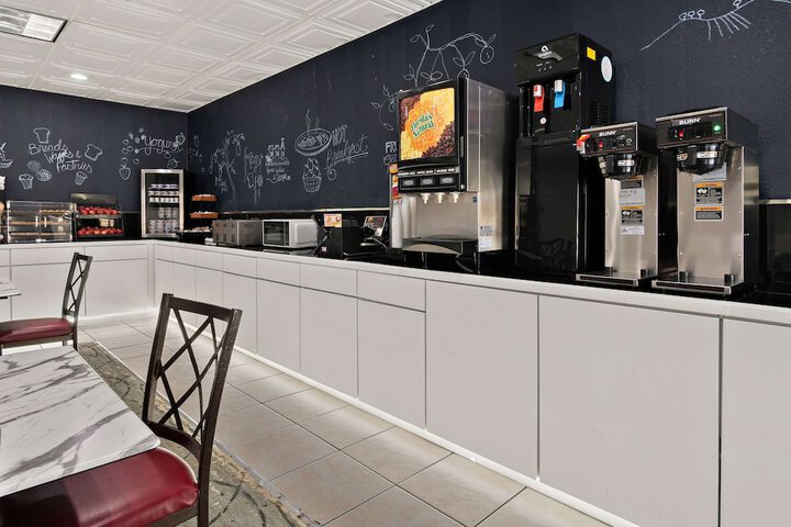 Breakfast/Coffee Service 58 of 63