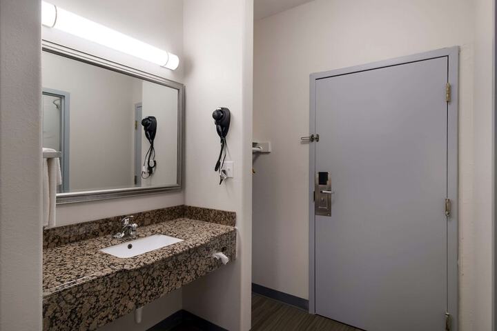 Quality Inn Columbia I-65
