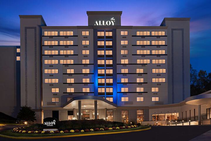 Hotel 2 of 72