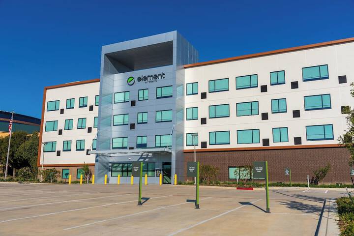 Hotel 3 of 54
