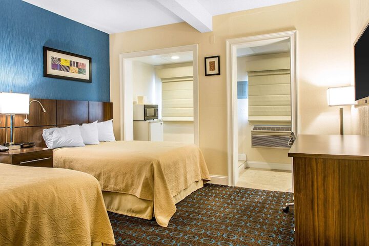 Quality Inn & Suites Middletown - Newport