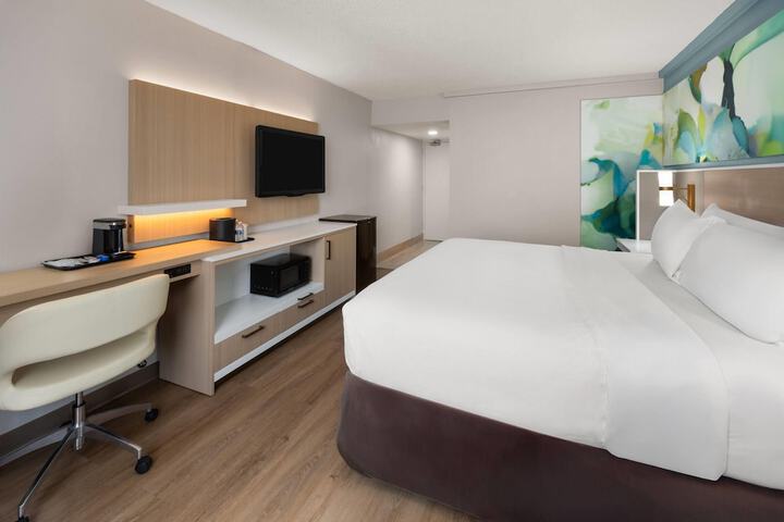 Wyndham Garden Romulus Detroit Metro Airport
