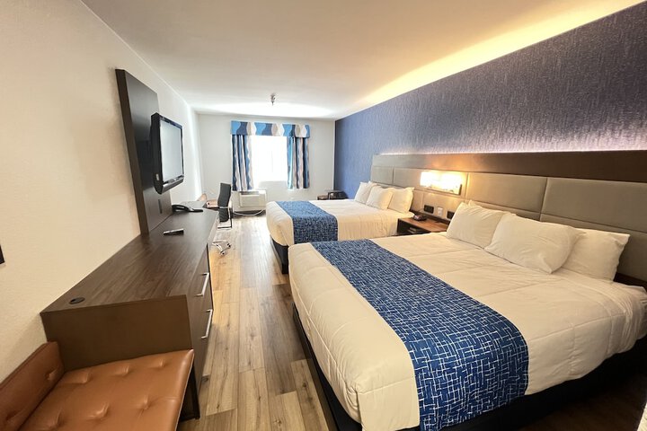 Room 7 of 20