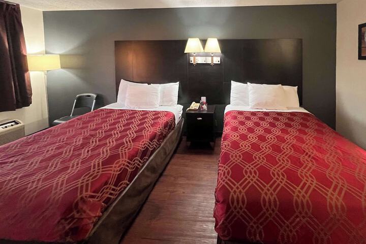 Room 18 of 30