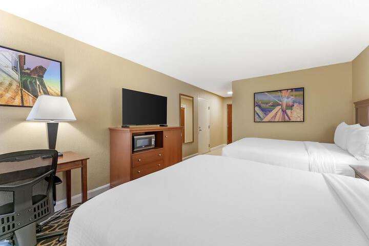 Best Western Plus Wooster Hotel & Conference Center