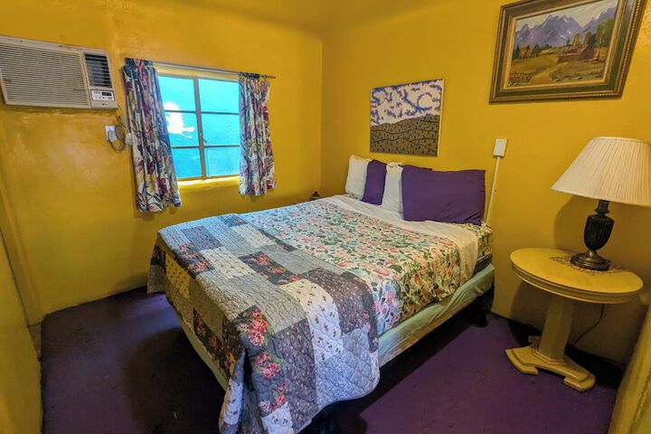 Room 263 of 286