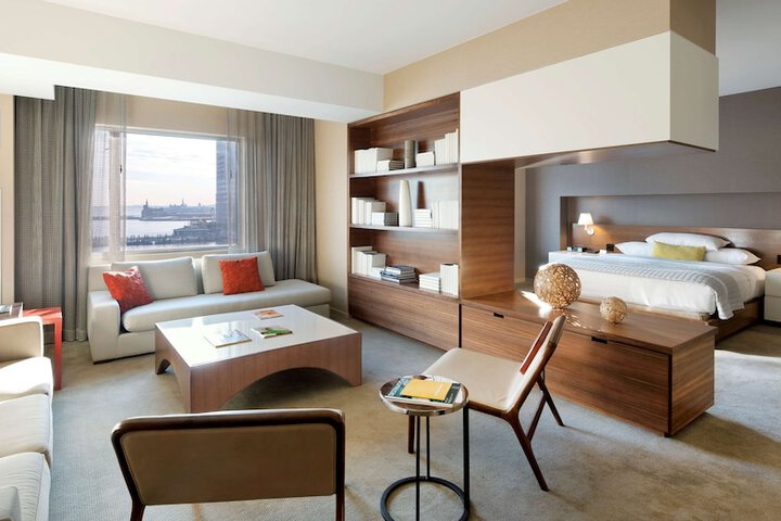 Room 22 of 40
