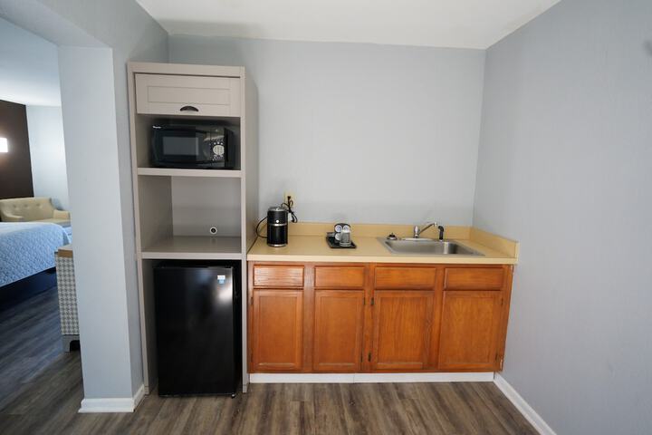 Room 16 of 35