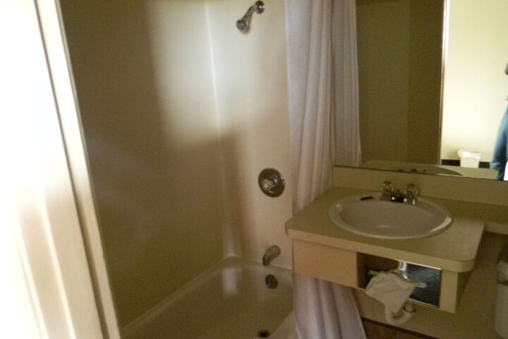 Room 15 of 23