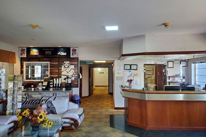Omak Inn