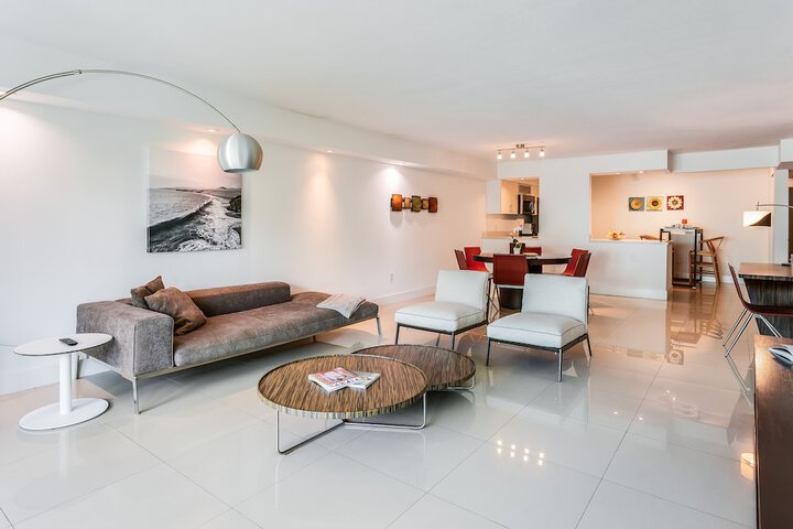 Beach Haus Bal Harbour