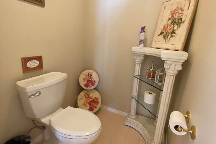 Room 20 of 37