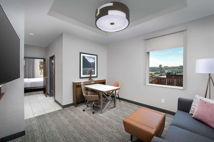 Embassy Suites by Hilton Knoxville Downtown