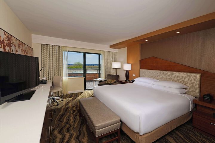 Room 32 of 161