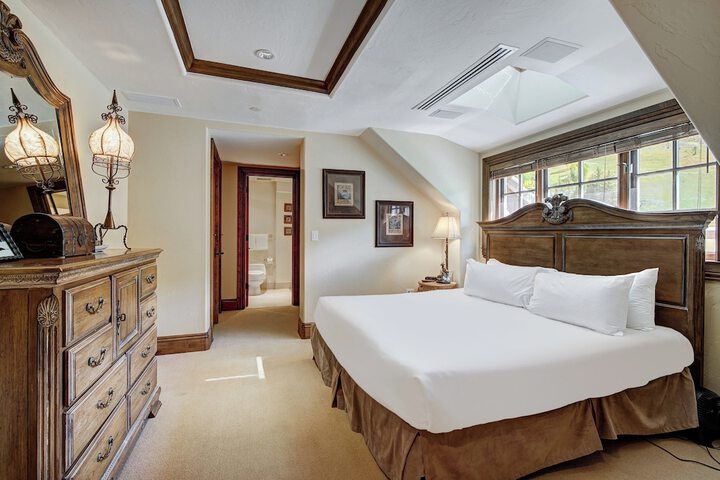 The Lodge at Vail a RockResort by Vail Resorts