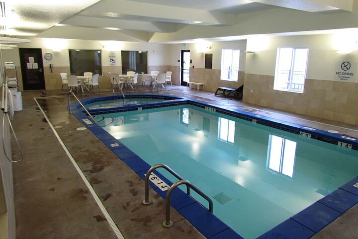 Pool 4 of 49