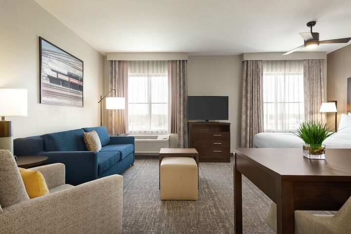 Room 18 of 27