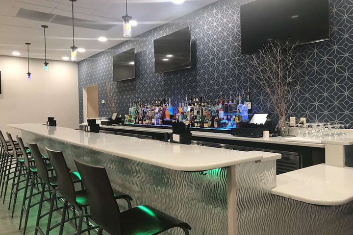 Lounge 40 of 45
