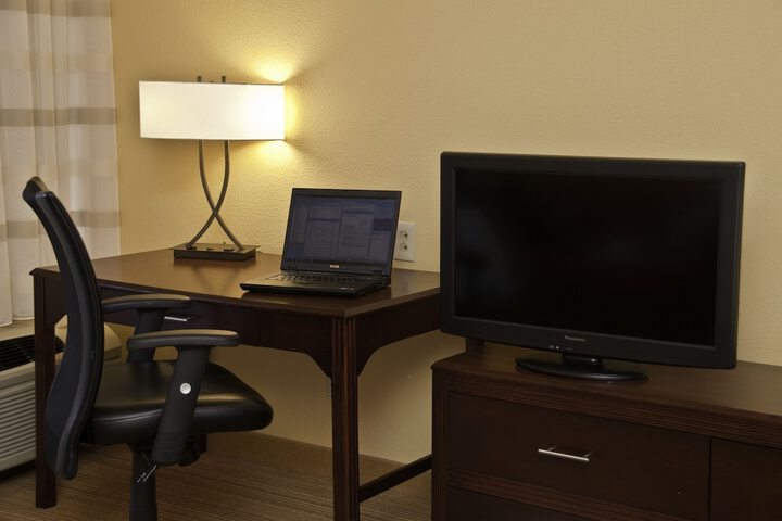 Room 21 of 39