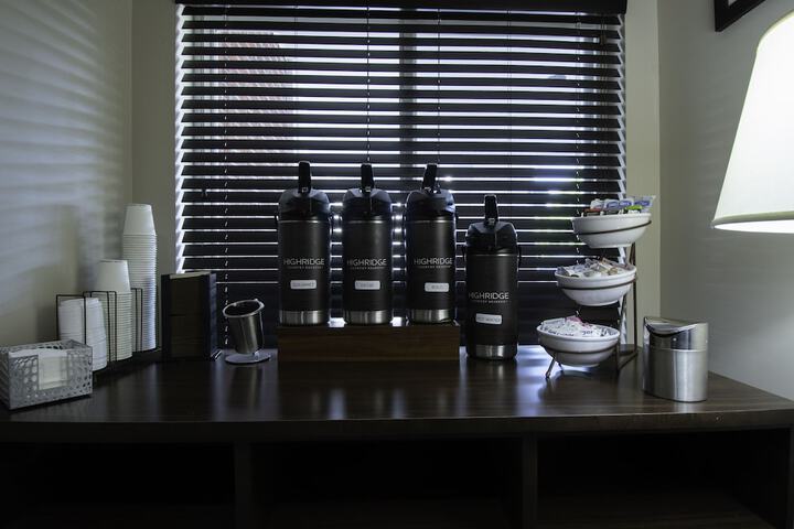 Breakfast/Coffee Service 39 of 48