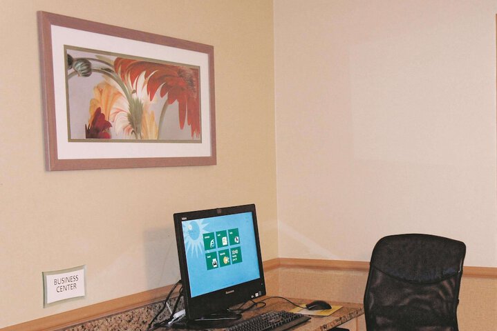 Business Center 31 of 32