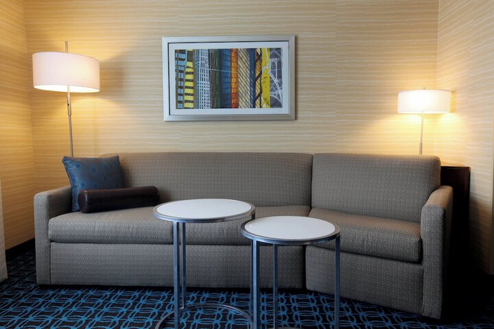 Room 16 of 27