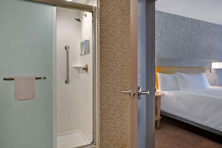 Room 25 of 50