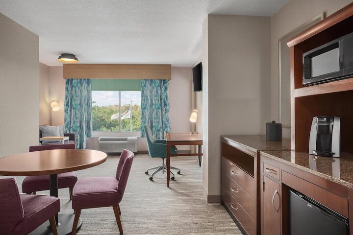 Hilton Garden Inn Tampa North Busch Gardens