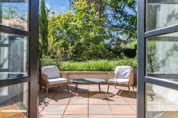 Terrace/Patio 30 of 35