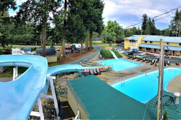 Pool 10 of 180
