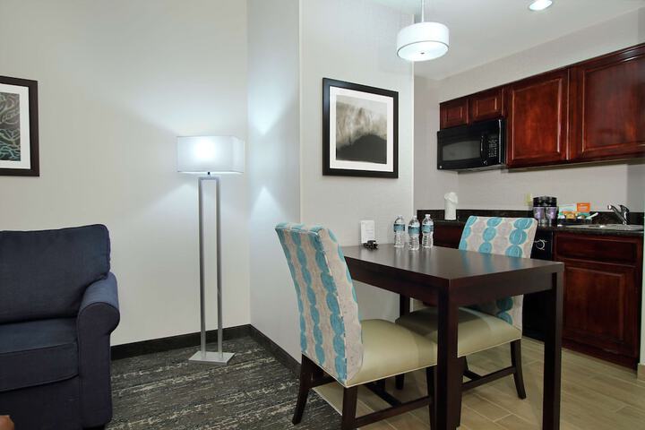 Room 21 of 43