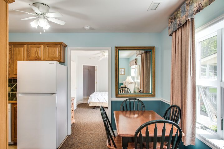 Room 30 of 102
