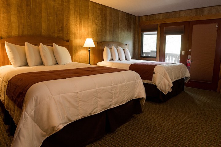 Room 125 of 191