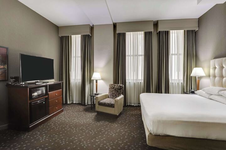 Room 20 of 60