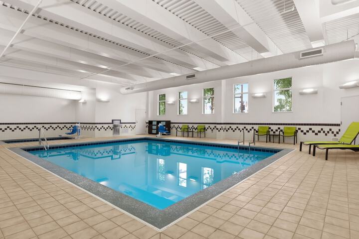 Pool 4 of 28