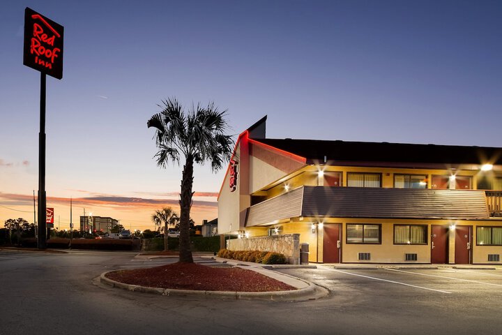 Hotel 4 of 36