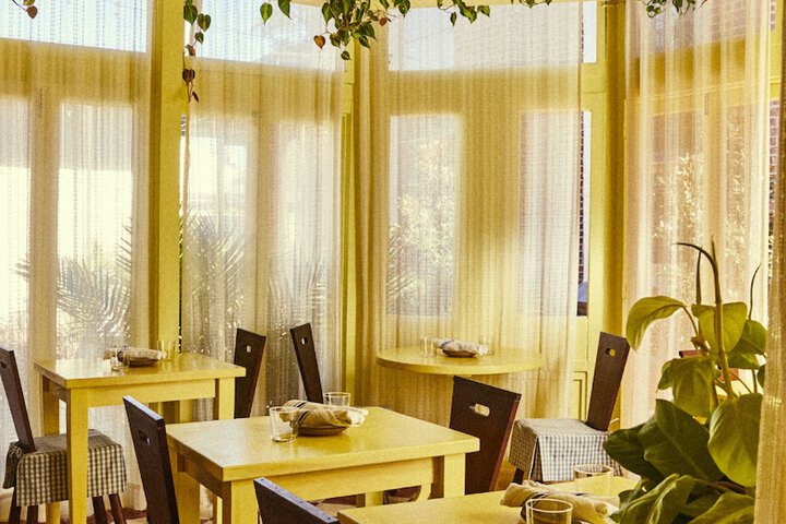 Dining 127 of 151