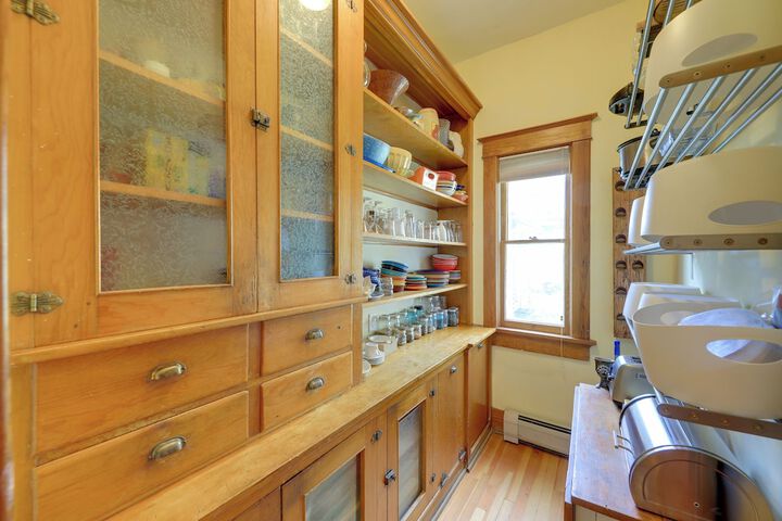 Home in Downtown Idaho Springs: 2022-01