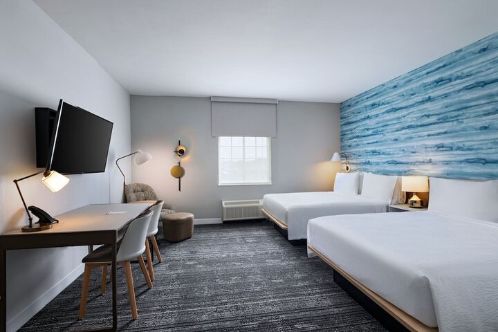 Room 10 of 24
