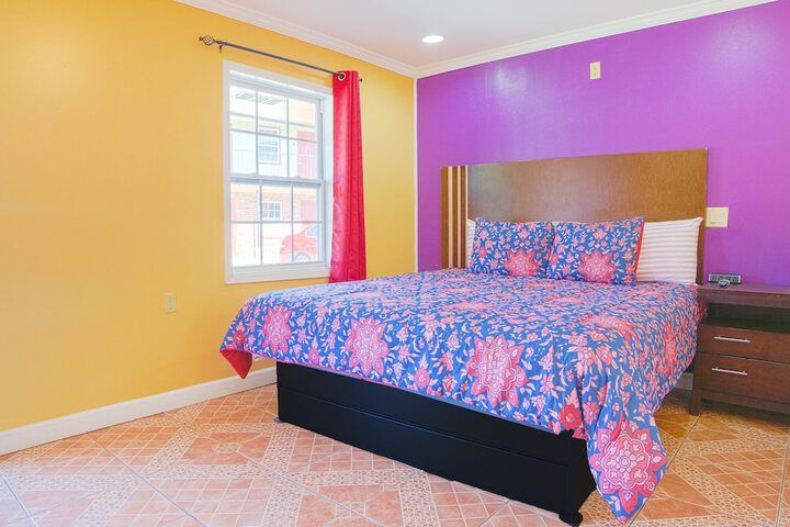 Room 26 of 40