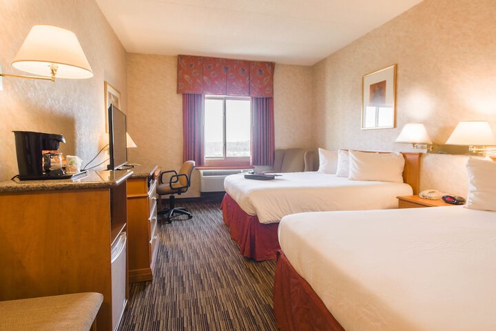 Room 12 of 40