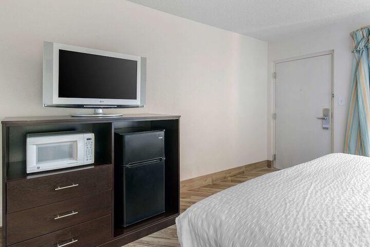 Room 26 of 57