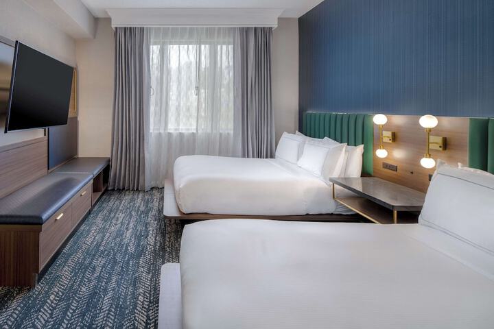 DoubleTree Suites by Hilton Hotel Mt. Laurel