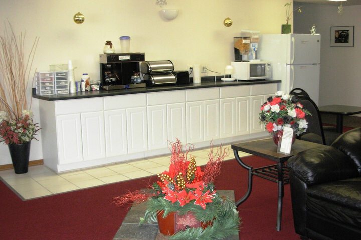 Breakfast/Coffee Service 38 of 40