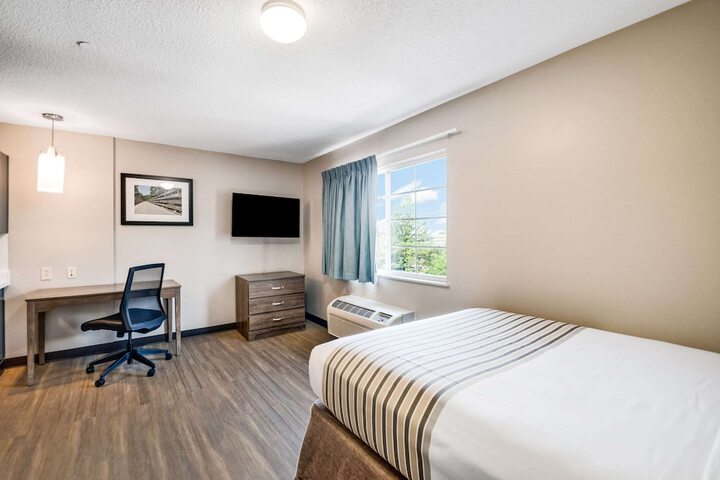 Room 9 of 30